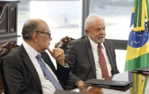 Leia mais sobre o artigo Gilmar suspende processos e decisões contra decreto de Lula