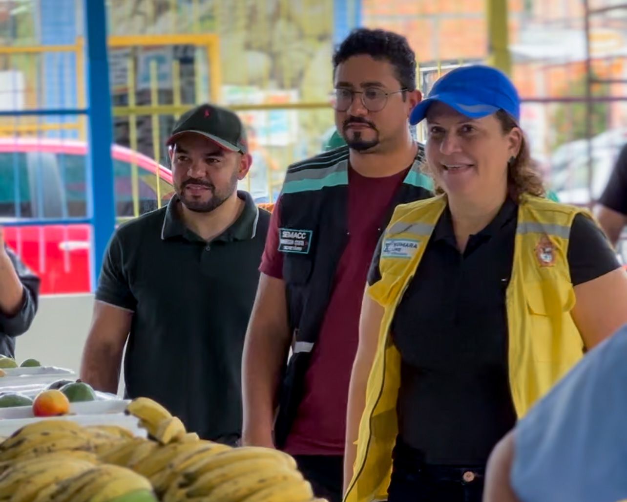 No momento, você está visualizando Prefeita em exercício fiscaliza intensificação das obras na feira municipal do São Francisco e no mercado Carneiro da Mota