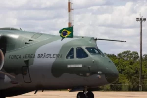 Leia mais sobre o artigo No 1º mês de governo, ministros de Lula voaram 43 vezes de FAB