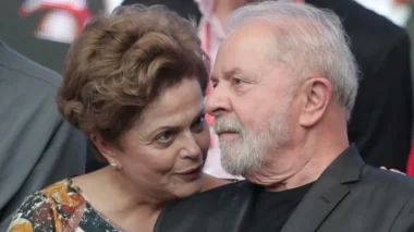 Lula quer Dilma Rousseff como presidente do Banco do Brics