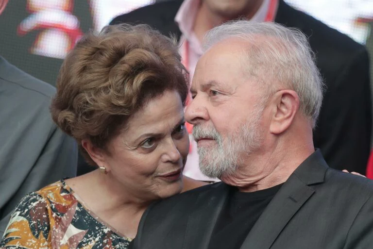 No momento, você está visualizando Lula quer Dilma Rousseff como presidente do Banco do Brics