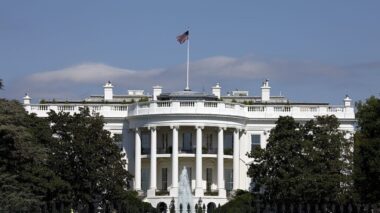 EUA pedem que seus cidadãos deixem a Rússia imediatamente