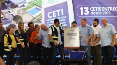 Em Fonte Boa, governador Wilson Lima inaugura 13º Ceti da sua gestão