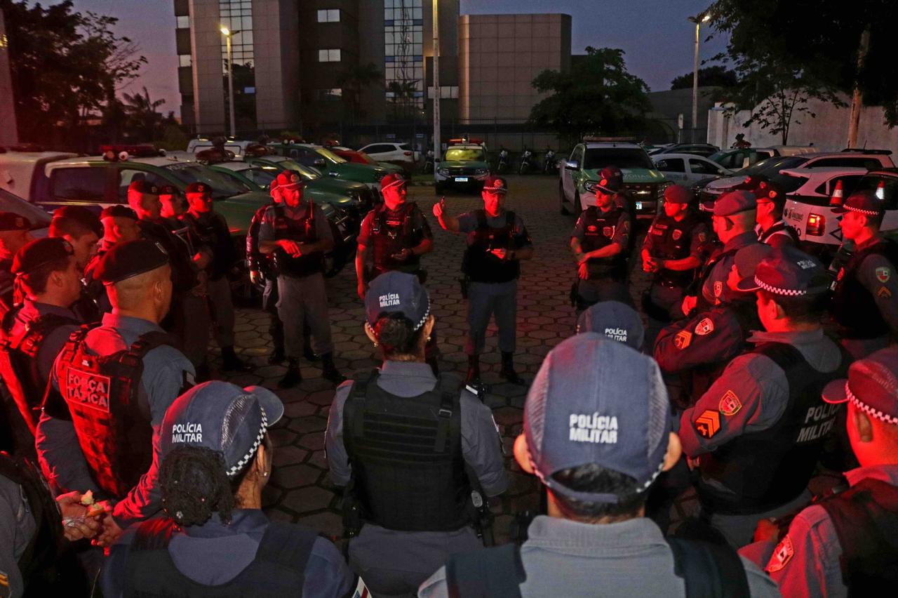 No momento, você está visualizando SSP-AM realiza operação conjunta com PMAM para reforçar policiamento na área central de Manaus