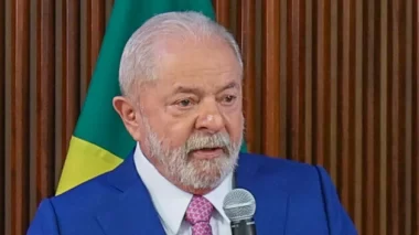 Lula retira Abin de militares no GSI e passa para a Casa Civil