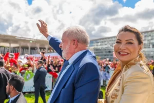 Leia mais sobre o artigo Janja receberá Diploma Bertha Lutz pelo Dia da Mulher