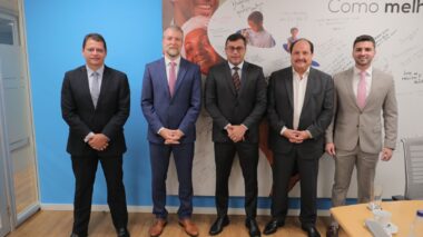 Em Brasília, Wilson Lima pede ao BID apoio para retirada de famílias de área prioritária do Prosamim+