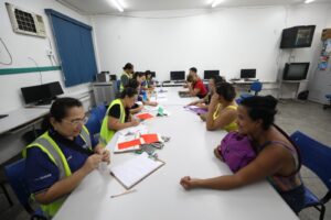 Leia mais sobre o artigo Governo antecipará reassentamento de moradores das comunidades da Sharp e Manaus 2000 com bolsa moradia transitória