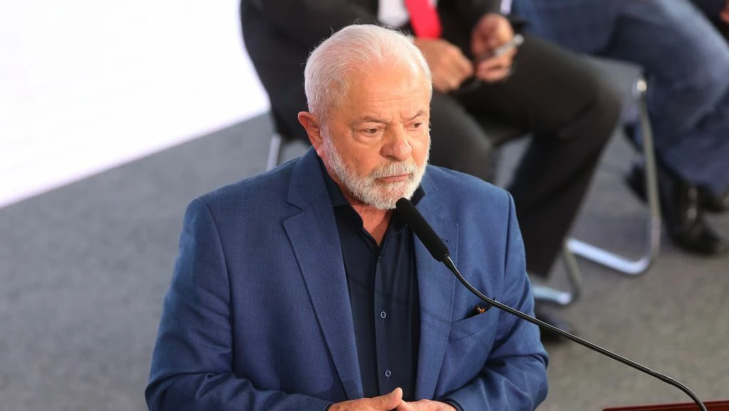 No momento, você está visualizando Parlamento português decide vetar discurso de Lula em sessão