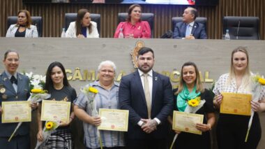 Em sessão solene, Capitão Carpê homenageia cinco mulheres com Diploma Mulher Cidadã