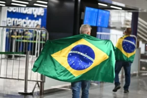 Leia mais sobre o artigo Voo que trouxe Bolsonaro foi o mais monitorado do mundo