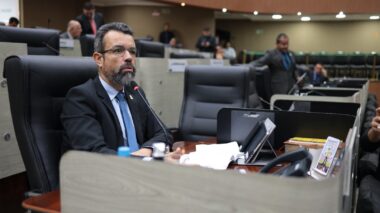 Projeto que institui conscientização e combate ao Cyberbullying avança na CMM