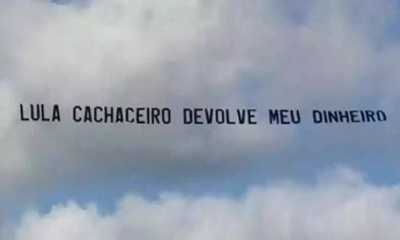 No momento, você está visualizando Lula perde ação contra Luciano Hang por faixa de “cachaceiro”