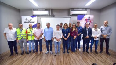 Governo do Amazonas reforça parceria com empresa Michelin para incentivo à produção de borracha nativa da região