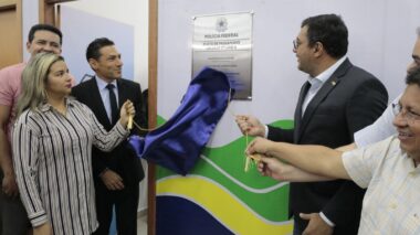Governador Wilson Lima inaugura posto para emissão de passaporte no PAC Studio 5
