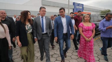 Wilson Lima destaca que oferta de serviços de cidadania cresceu 20% com unidades móveis do PAC