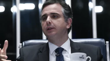 Rodrigo Pacheco adia sessão que instalaria CPMI do 8 de janeiro