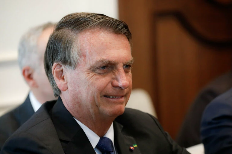 No momento, você está visualizando Bolsonaro quis zerar imposto de importação até 100 dólares