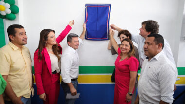 Governo do Amazonas reinaugura unidade do Prato Cheio no Jesus Me Deu