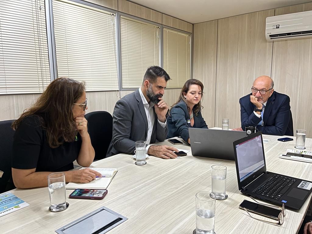 Você está visualizando atualmente Em Brasília, Governo do Estado discute avanços no CAR junto ao Serviço Florestal Brasileiro