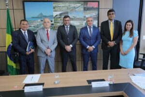 Leia mais sobre o artigo Wilson Lima reúne com ministro de Portos e Aeroportos em busca de melhorar infraestrutura do Amazonas