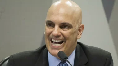 Moraes abre fogo contra Jair Bolsonaro, PL e extrema direita