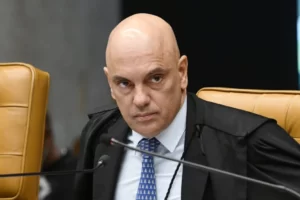 Leia mais sobre o artigo Moraes entrega ao Congresso sugestões para PL das fake news