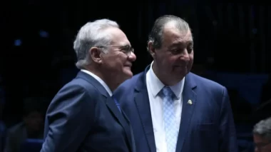 Governo quer Renan ou Omar na chefia da CPMI do 8 de janeiro