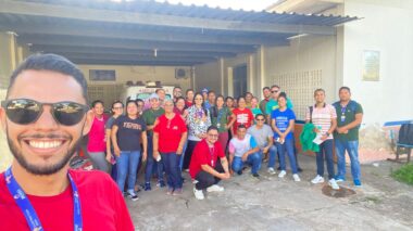 Secretária de Saúde em Movimento nas Campanhas Abril Vermelho e Abril Verde.