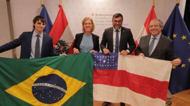 Wilson Lima se reúne com ministra do Meio Ambiente da Áustria e secretário do Clima de Viena para troca de experiências sustentáveis