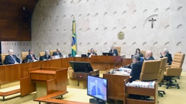 STF forma maioria para proibir revistas íntimas em presídios