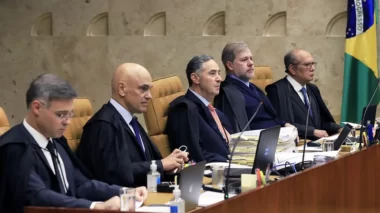 Em editorial, Estadão avalia que “não cabe ao STF regular redes”