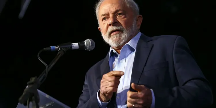 Você está visualizando atualmente Lula nomeia André Ramos Tavares e Floriano como novos ministros do TSE