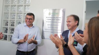 Wilson Lima entrega Caimi Ada Rodrigues Viana revitalizado à população idosa da zona oeste