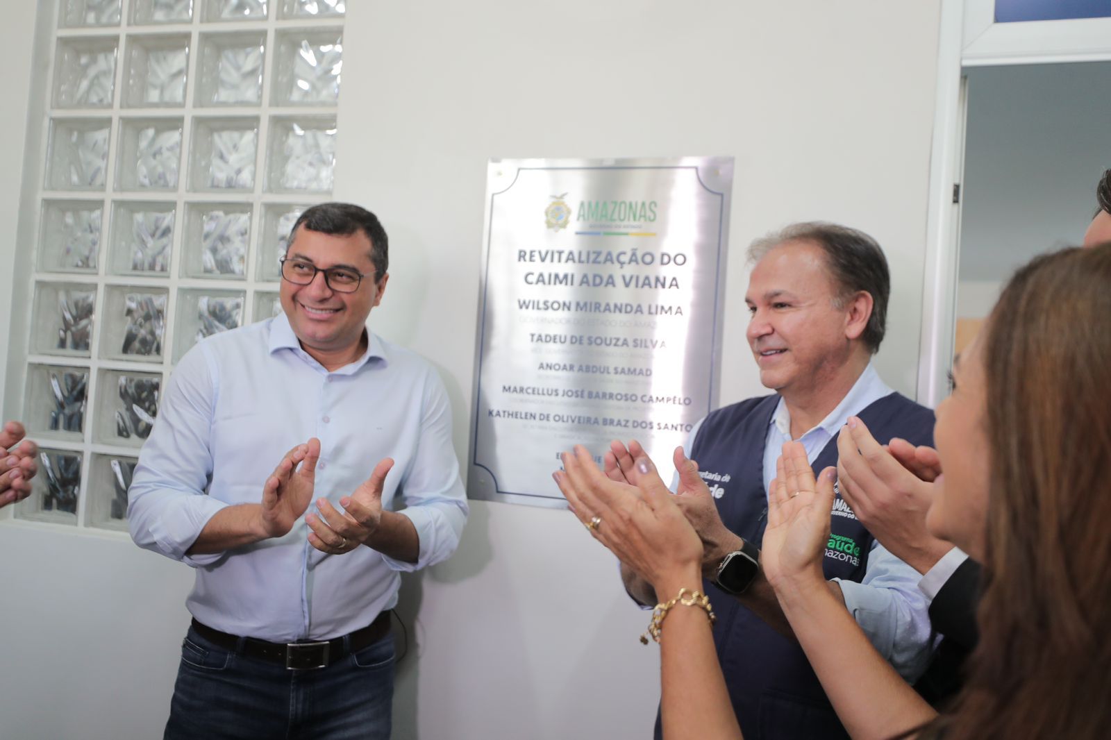 No momento, você está visualizando Wilson Lima entrega Caimi Ada Rodrigues Viana revitalizado à população idosa da zona oeste