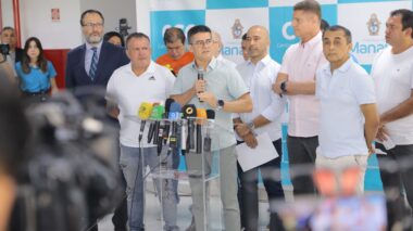 Após seis anos sem reajuste, Prefeitura de Manaus anuncia novo valor da tarifa do ônibus e garante aumento salarial aos trabalhadores do setor