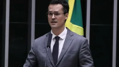 Por unanimidade, TSE cassa o mandato de Deltan Dallagnol