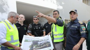 Governador Wilson Lima vistoria fase final da obra do novo batalhão da Rocam