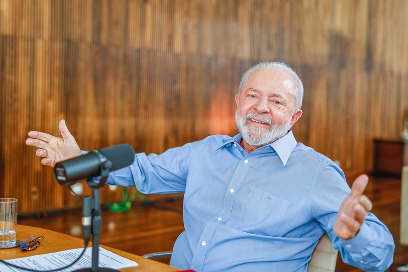 No momento, você está visualizando Lula admite que ação para carros populares pode durar só 1 mês