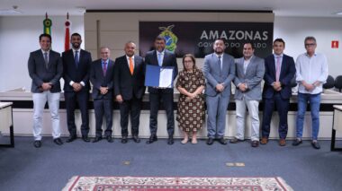 Governador Wilson Lima firma parceria com TJAM para avanço da regularização fundiária no estado