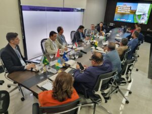 Leia mais sobre o artigo Amazonas participa do 25º Fórum dos Governadores e 3º Encontro de Secretários de Agricultura da Amazônia Legal, em Cuiabá