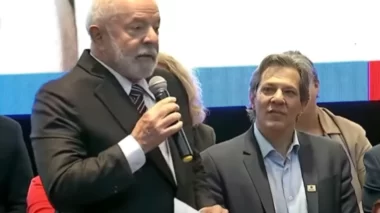 Lula diz que quer ser chamado de “magnífico presidente”