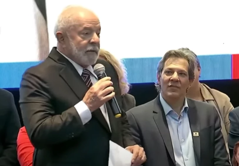 No momento, você está visualizando Lula diz que quer ser chamado de “magnífico presidente”