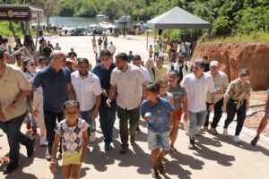 Leia mais sobre o artigo Em Parintins, governador Wilson Lima entrega Complexo da Serra da Valéria como novo atrativo turístico