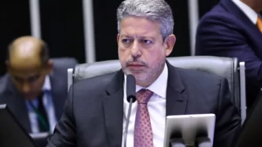 Arthur Lira: “Governo vai ter que andar com as próprias pernas”