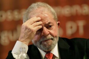 Leia mais sobre o artigo Pedido de impeachment de Lula tem 4 deputados da base aliada