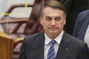 Leia mais sobre o artigo TSE retoma julgamento que pode levar à inelegibilidade de Bolsonaro