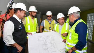 Governador em exercício Tadeu de Souza vistoria reforma do Caic do Alvorada, que terá agendamento online e atendimentos ampliados