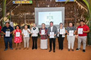 Leia mais sobre o artigo Governador em exercício Tadeu de Sousa sanciona lei que cooficializa e protege línguas indígenas no Amazonas