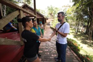 Leia mais sobre o artigo Indicação de Peixoto, ‘Ilumina Manaus Rural’ faz história e leva energia elétrica para comunidades